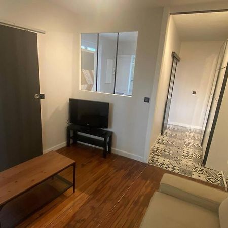 Grand Studio Refait A Neuf ! Yerres Экстерьер фото